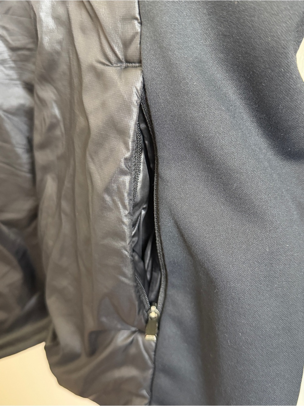Athleta Running Performance Full-Zip Lightweight Jacket - Picture 5 of 10